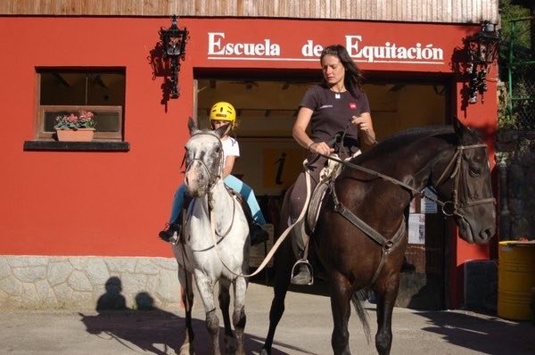 Paseos en pony en el valle de Arán